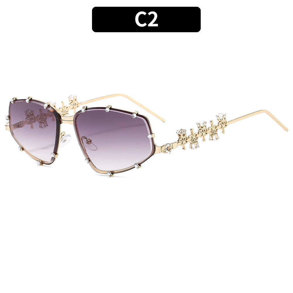 Modische geometrische Schildbrille mit Strass-Akzenten