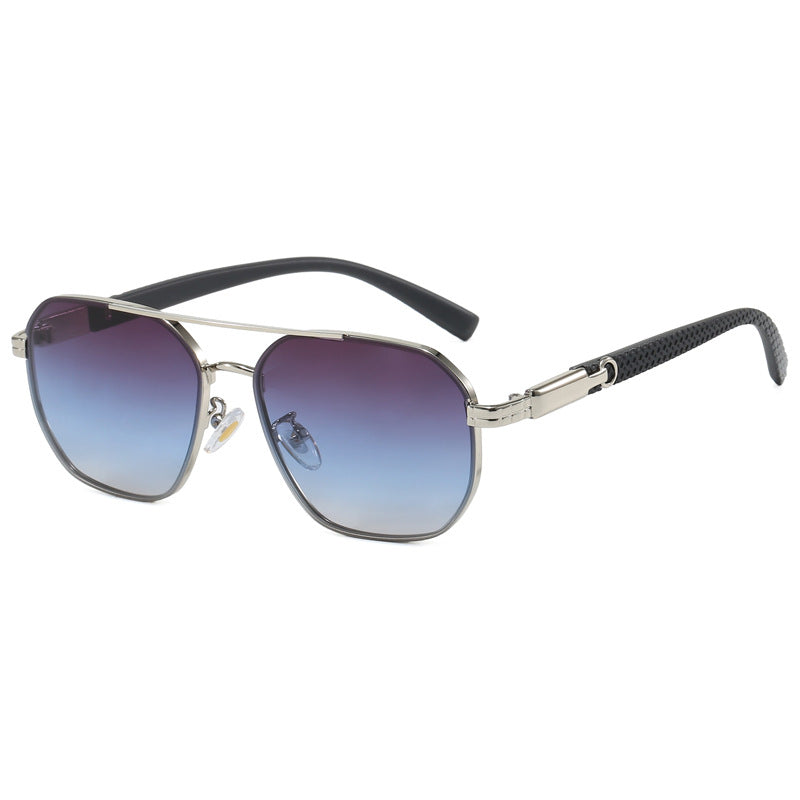 Damen modische Sonnenbrille mit stilvollen Akzenten Karnz