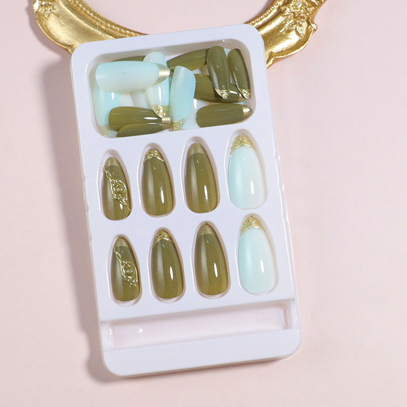 DIY Elegantes Aufklebenägel-Set Karnz