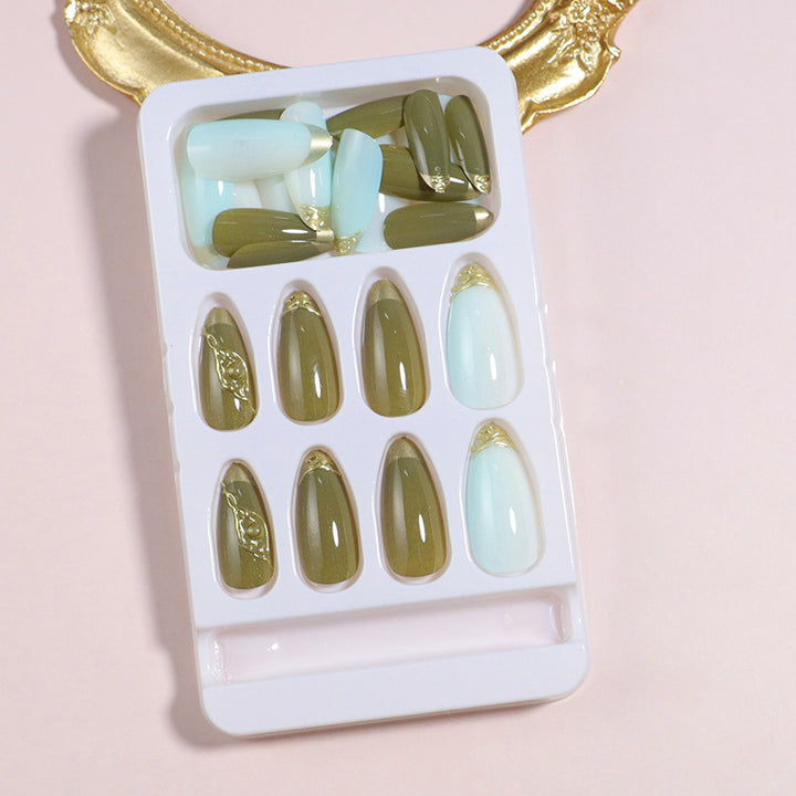 DIY Elegantes Aufklebenägel-Set Karnz