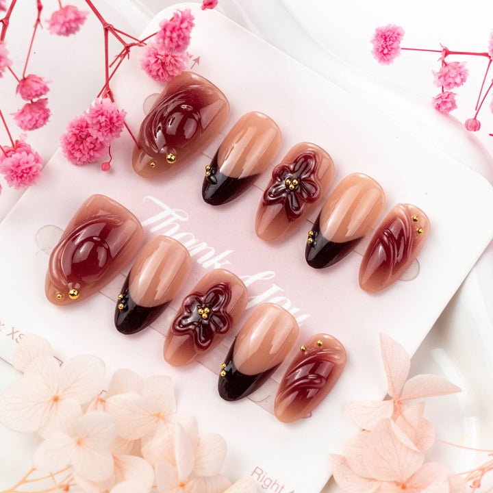Blumenverzierte Acryl-Nagelset