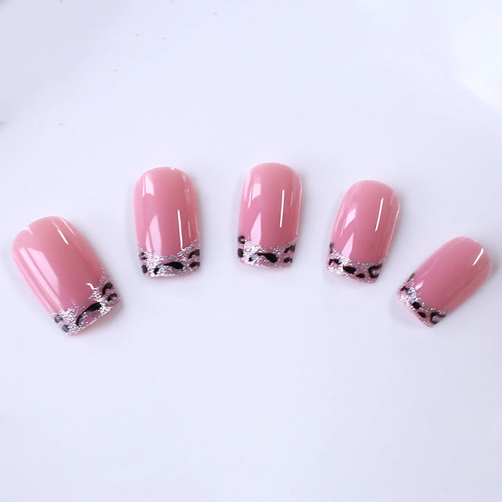 Elegante französische Spitzen Nagelverstärkungen Karnz