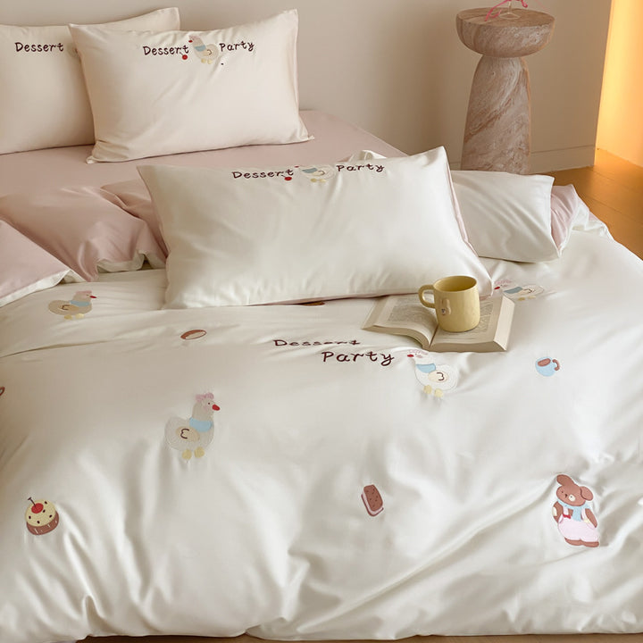 Gesticktes Cartoon-Welpen-Bettbezug-Set aus Baumwolle mit plüschigen Applikations-Kissenbezügen