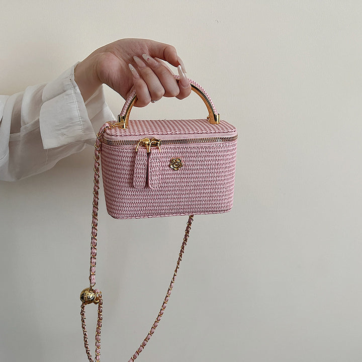 Elegante strukturierte handgewebte Box-Tasche
