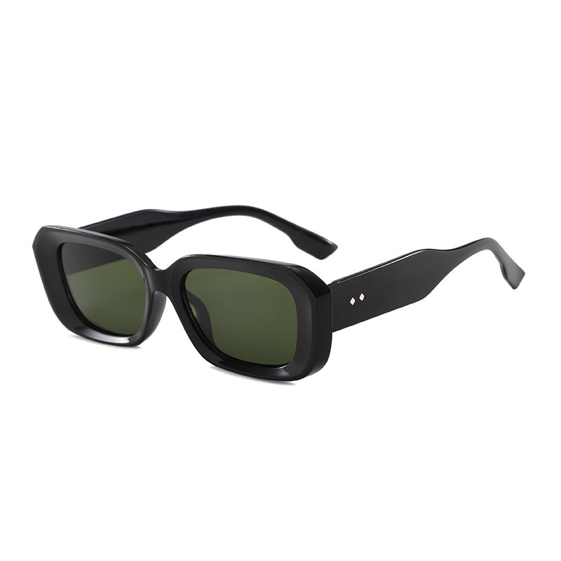 Damen Modische Oversized-Sonnenbrille mit hochwertigem Kunststoffrahmen Karnz
