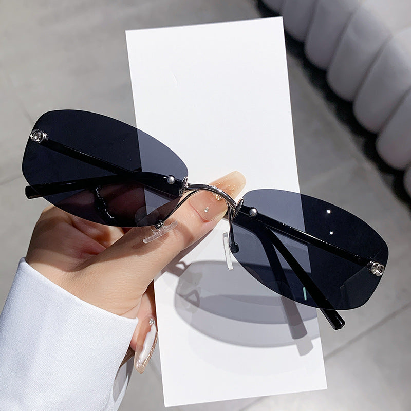Damen modische Sonnenbrille mit elegantem, schmalem Rahmen Karnz