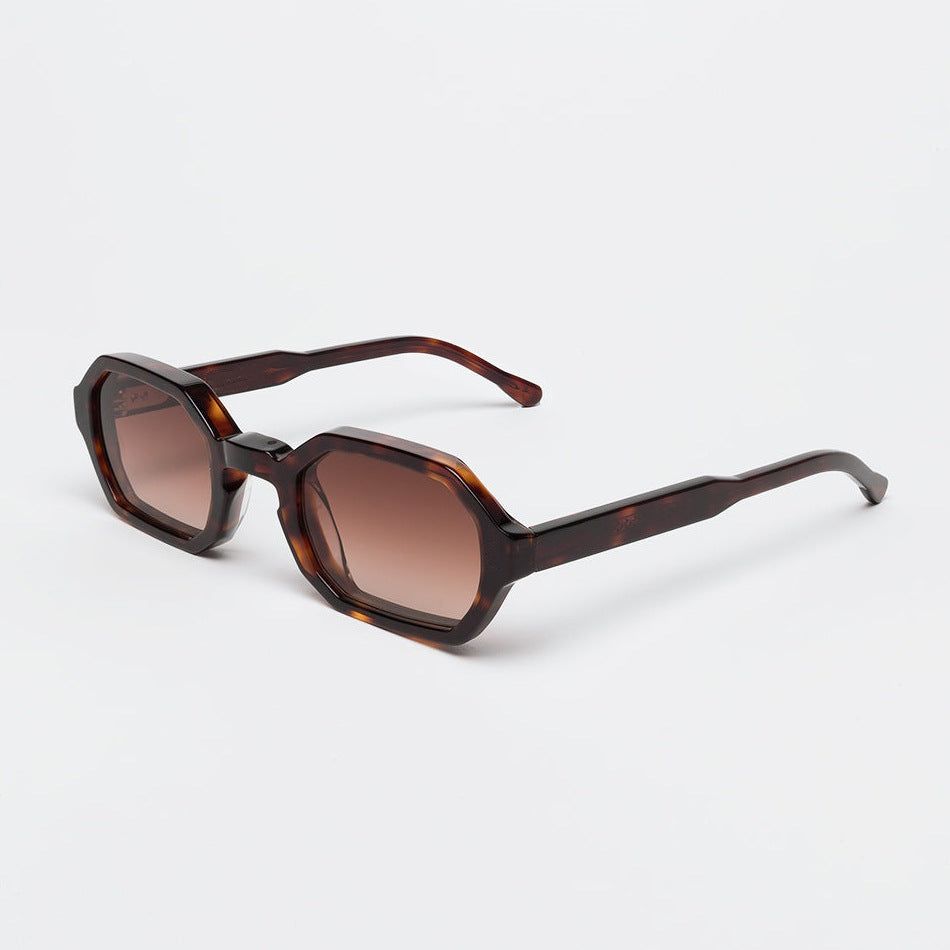 Damen stylische Sonnenbrille mit hochwertigem achteckigen Rahmen Karnz