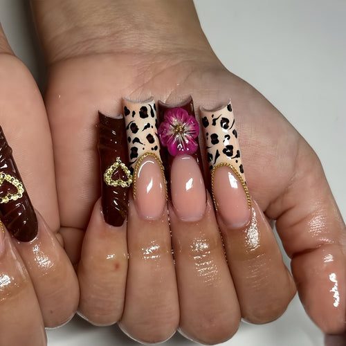 Dekorative Lange Acryl Drucknagelkunst mit Floral- und Leopardenmustern Karnz