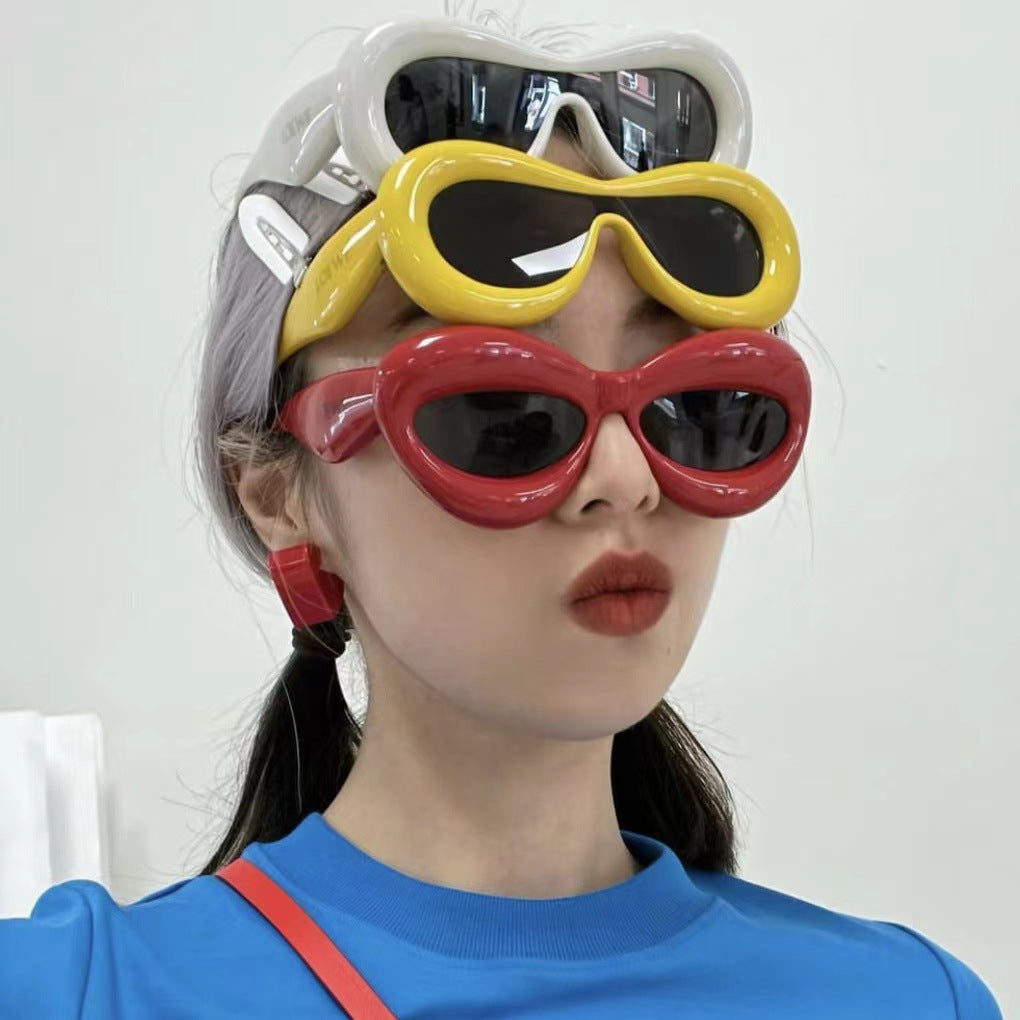 Damen Sonnenbrille im einzigartigen Herzdesign Karnz