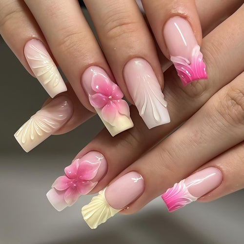 Kreatives Kunstnagelset Karnz