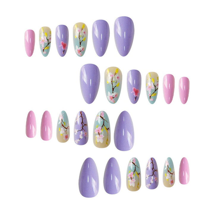Künstlerische florale Press-On Nagelverstärkungen Karnz