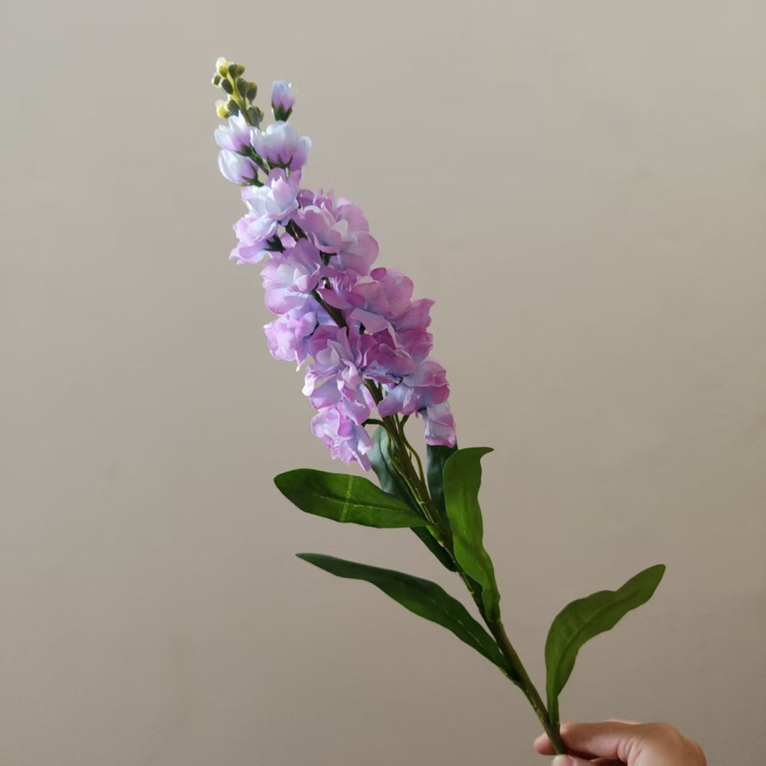 Realistische Blumenstängel