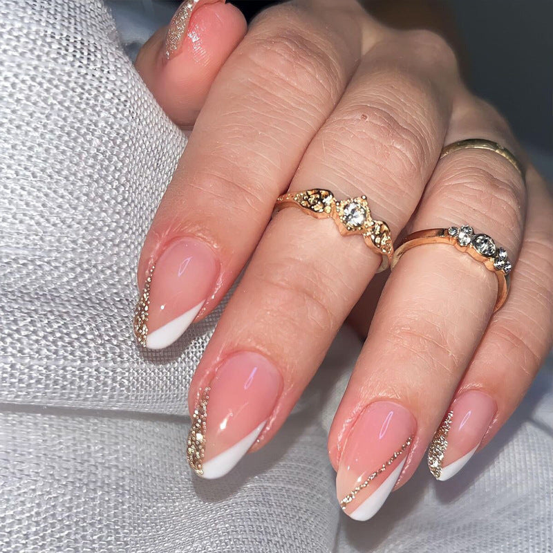 Glamouröse Glitzer-Stiletto Press-On Nägel Karnz