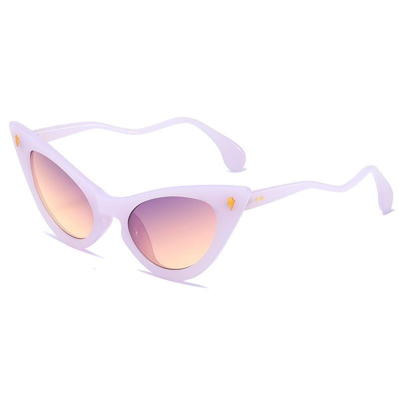 Damen Cat-Eye Sonnenbrille mit verspiegelten Gläsern und elegantem Detail Karnz