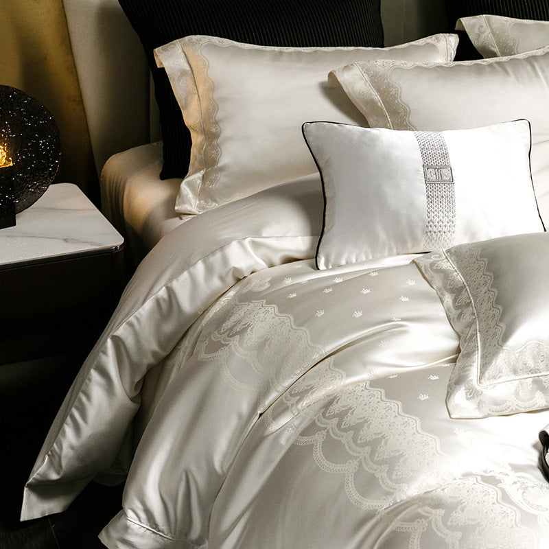 Luxus Satin Bettbezug Set mit Spitzen-Stickerei Rand und Kissenbezügen