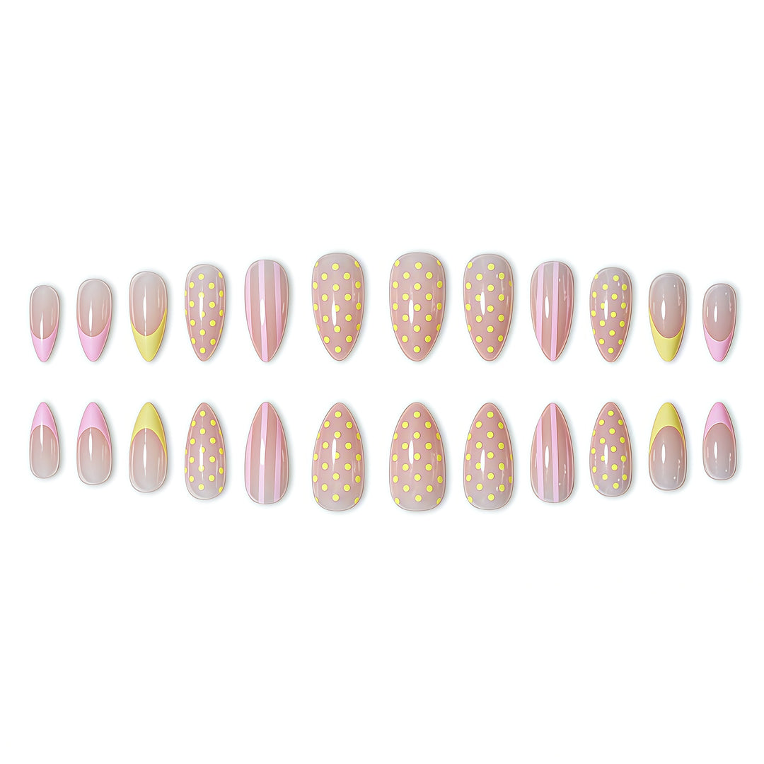 Glänzendes Press-On Nagelset Karnz