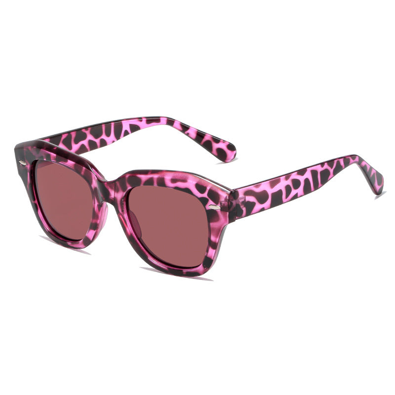 Damen stylische Sonnenbrille im modernen Design mit transparentem Rahmen Karnz