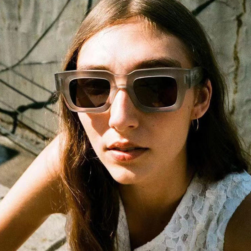 Damen modische Sonnenbrille im eleganten Leopardenmuster Karnz