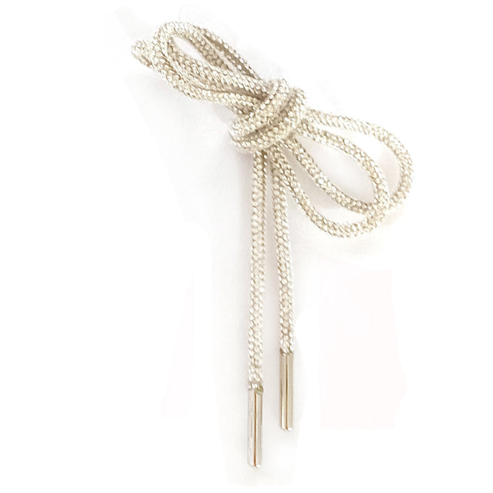 Stylische Spitzen-Karnz