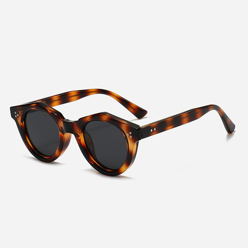 Damen Designer-Sonnenbrille mit polygonalem Rahmen und modischen Akzenten Karnz