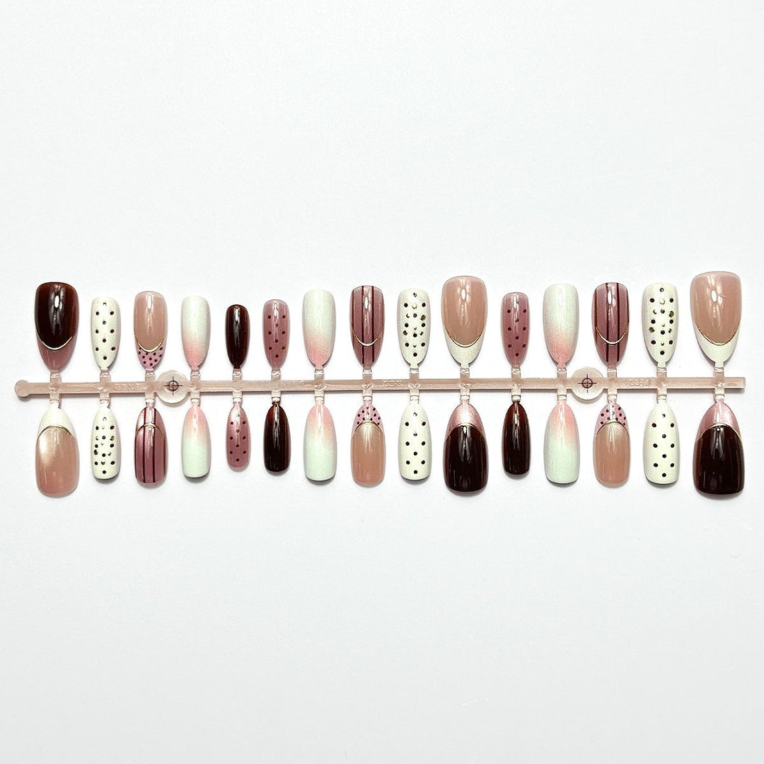 Elegantes Press-On-Nageldesign-Set Karnz