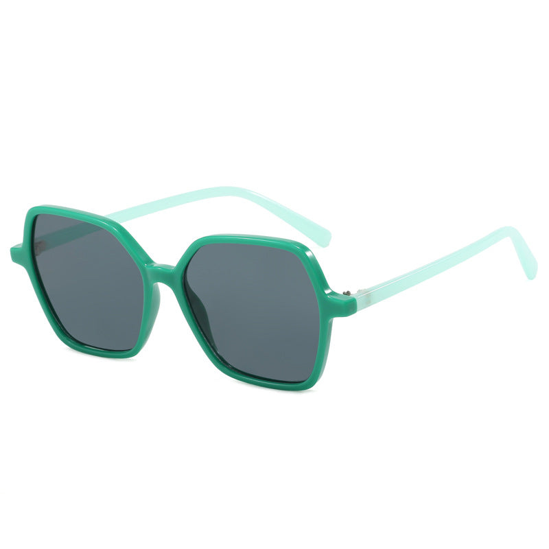 Damen oversized Sonnenbrille im faszinierenden Design Karnz