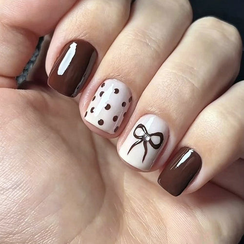 Elegantes Bogen-Themen-Nagelkunst-Set Karnz