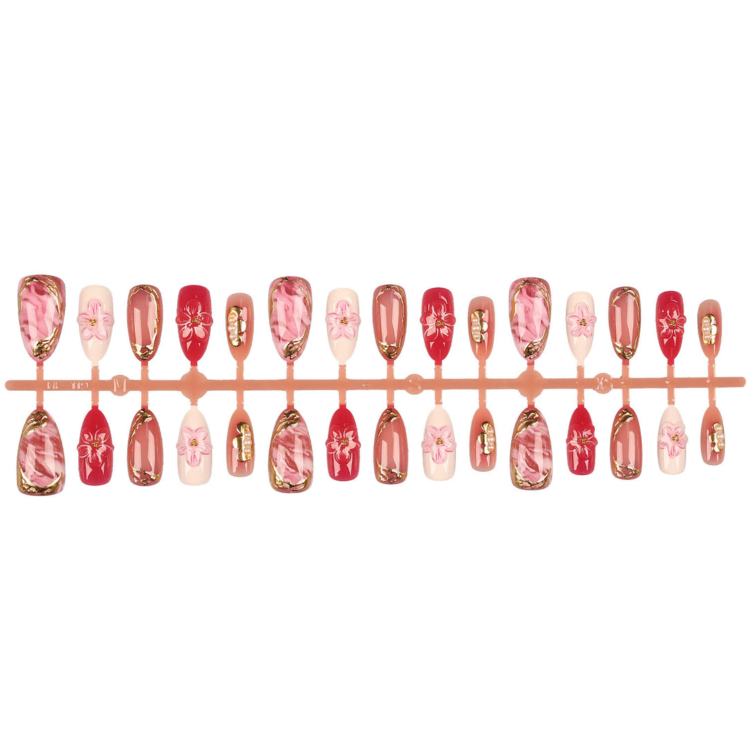 Florales Akzent Press-On Nail Design
