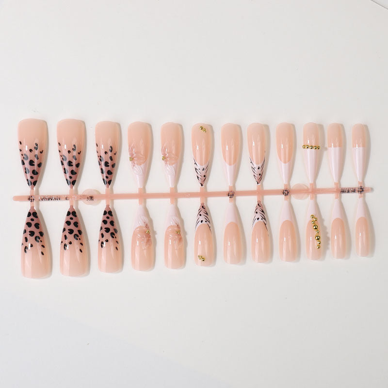 Premium Press-On Nail Tips Kollektion Karnz
