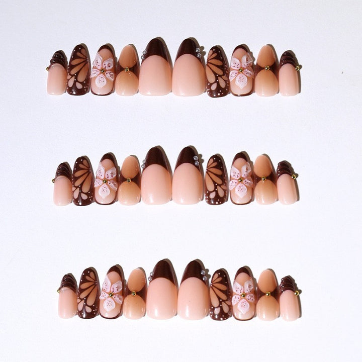 Künstlerisches Nagelschmuck Press-On Set