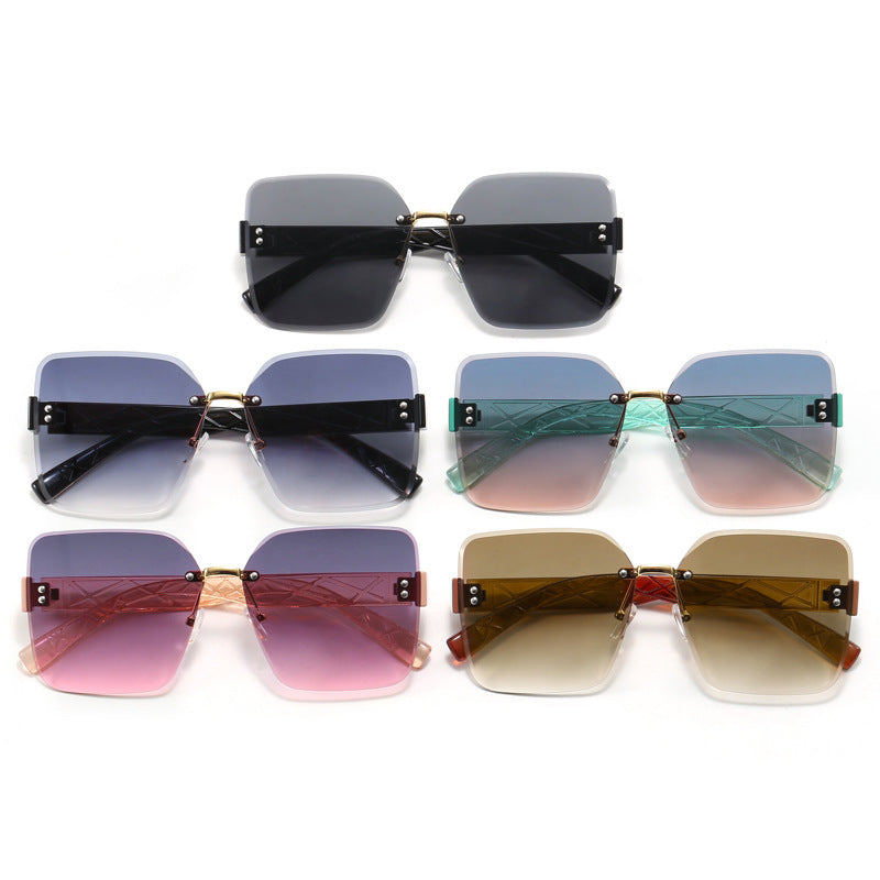 Damen oversized quadratische Sonnenbrille mit modischem Dekor Karnz