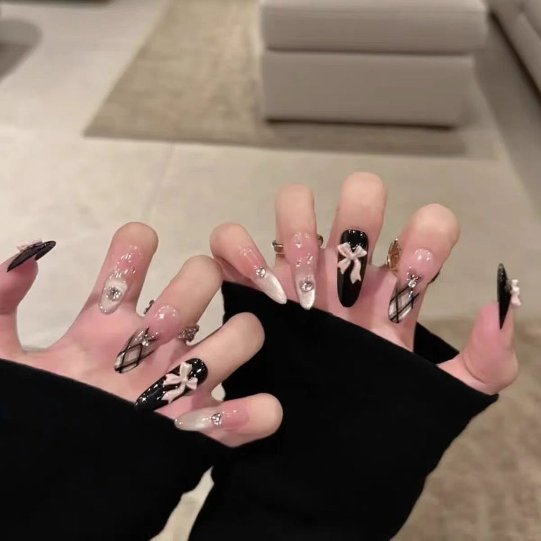 Kunstnägel mit Elegantem Ombre-Finish Karnz
