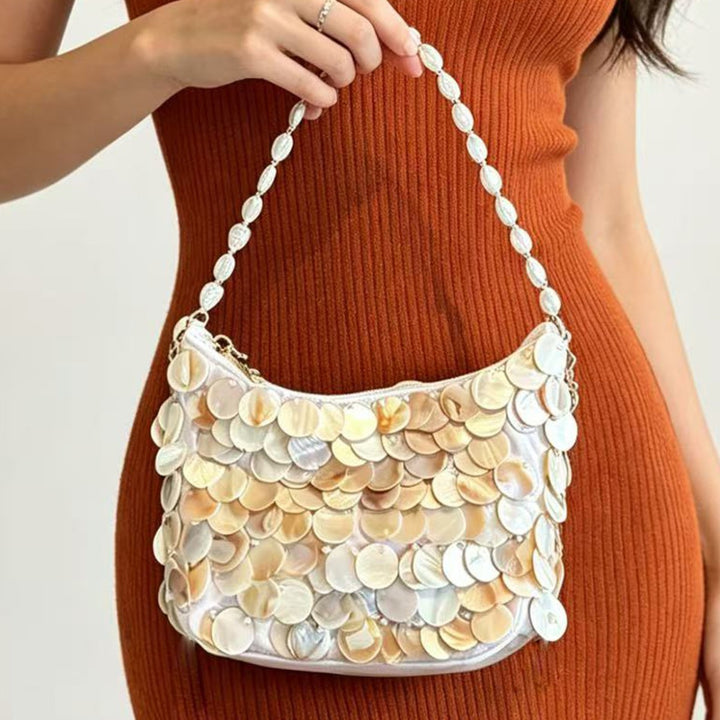 Einzigartige mit Muscheln verzierte Abendtasche
