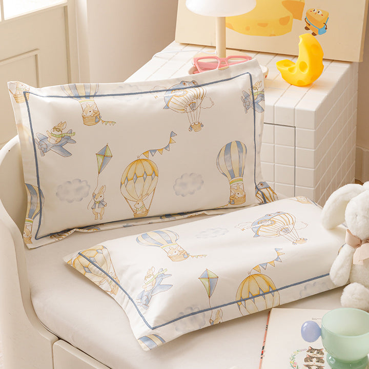 Kinder-Kissenbezug-Set aus weicher Baumwoll-Perkal mit niedlichem Tierprint und Zierpaspel