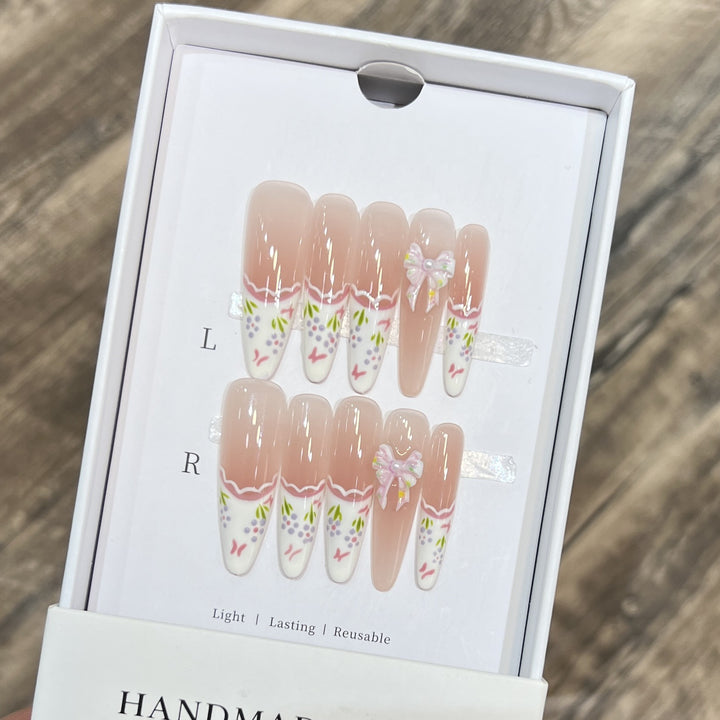 Elegantes Florales Stiletto Press-On Nail Art Set Karnz