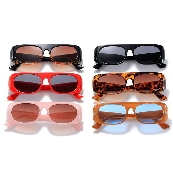 Damen modische Sonnenbrille im eleganten Schilddesign Karnz