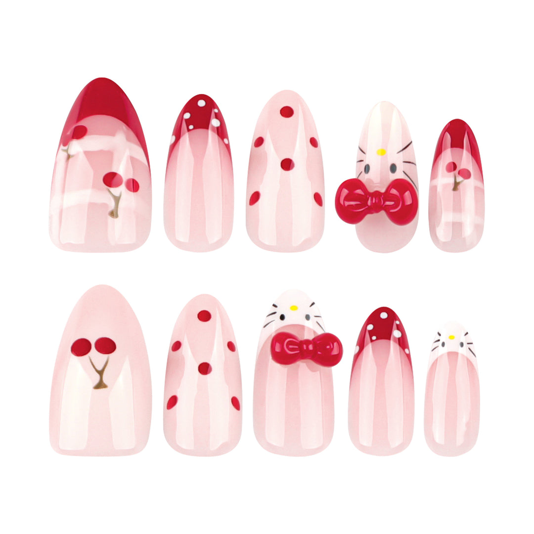 Kunstvolle Nagelkunst mit verspieltem Design Karnz