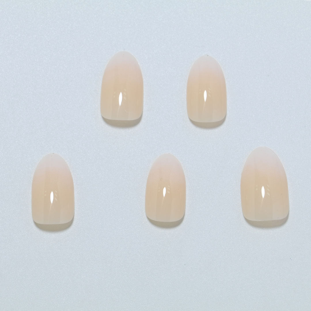 Elegante mandelförmige Press-On-Nagelset Karnz