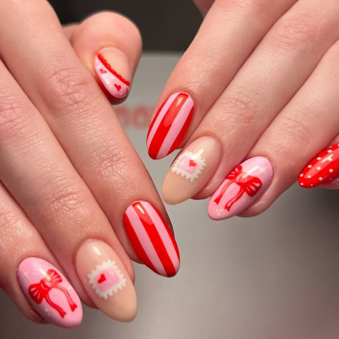 Dekorative Nagelkunst