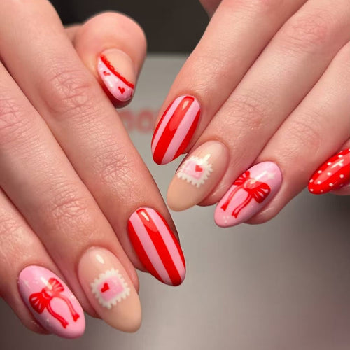 Dekorative Nagelkunst