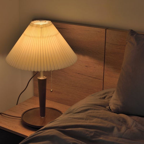 Stilvolle Faltshade Tischlampe