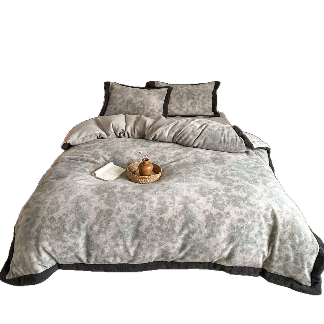 Weiche Wendbare Bettbezug-Garnitur aus Microfleece mit dezentem Aquarellmuster und Kontrastpaspel Karnz