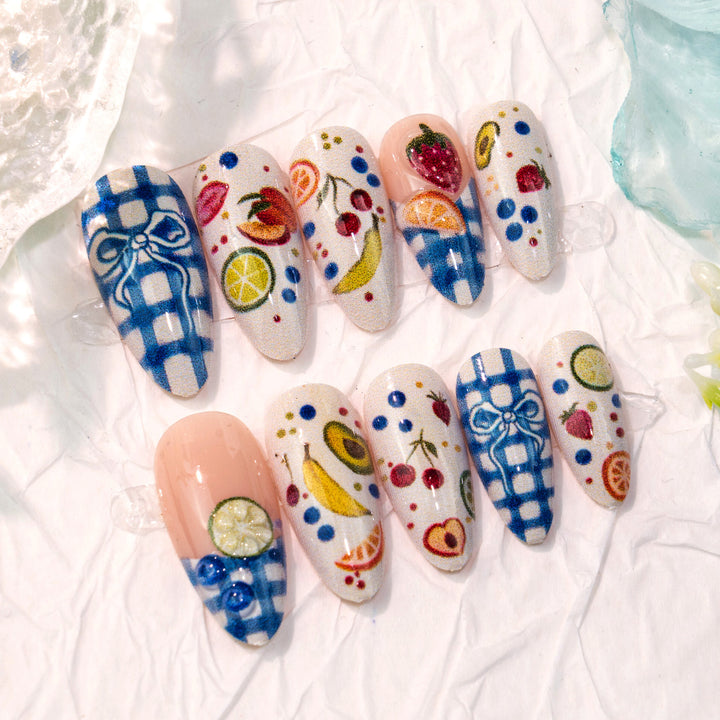 Kreatives Obst-Themen Press-On Nagelkunst Set Karnz