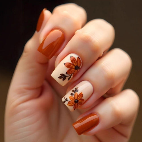 Kunstnägel mit Floralen Herbstmotiven Karnz