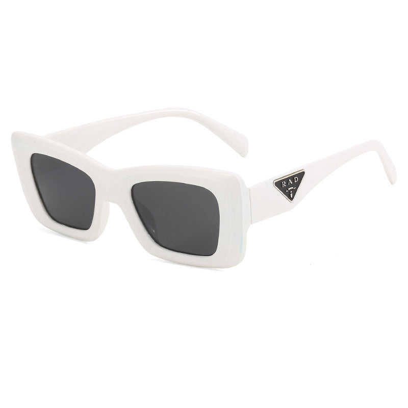 Damen modische quadratische Sonnenbrille mit stilvollem Rahmen Karnz