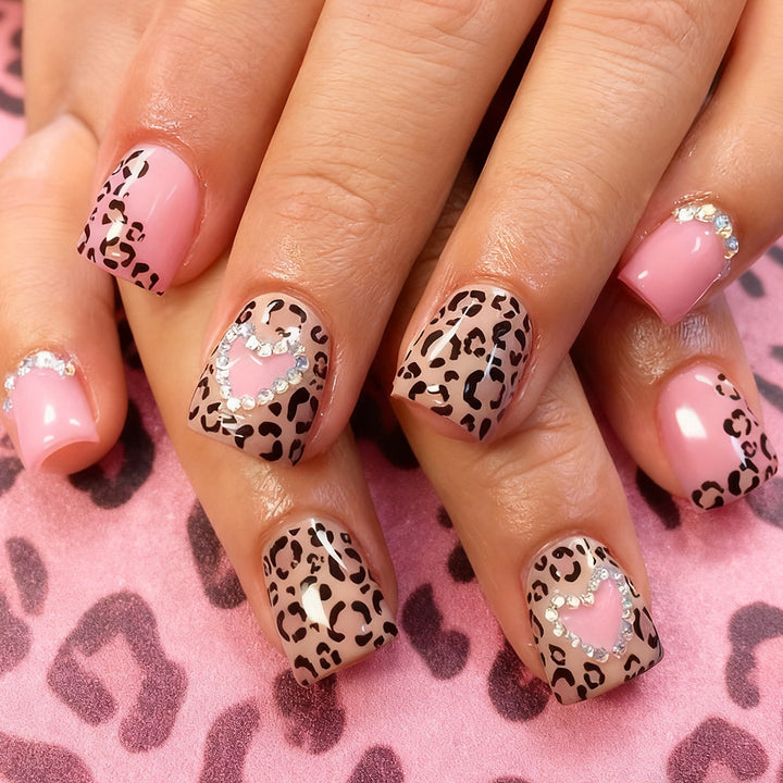 Dekoratives Nagelkunst-Set mit Leopardenmustern Karnz