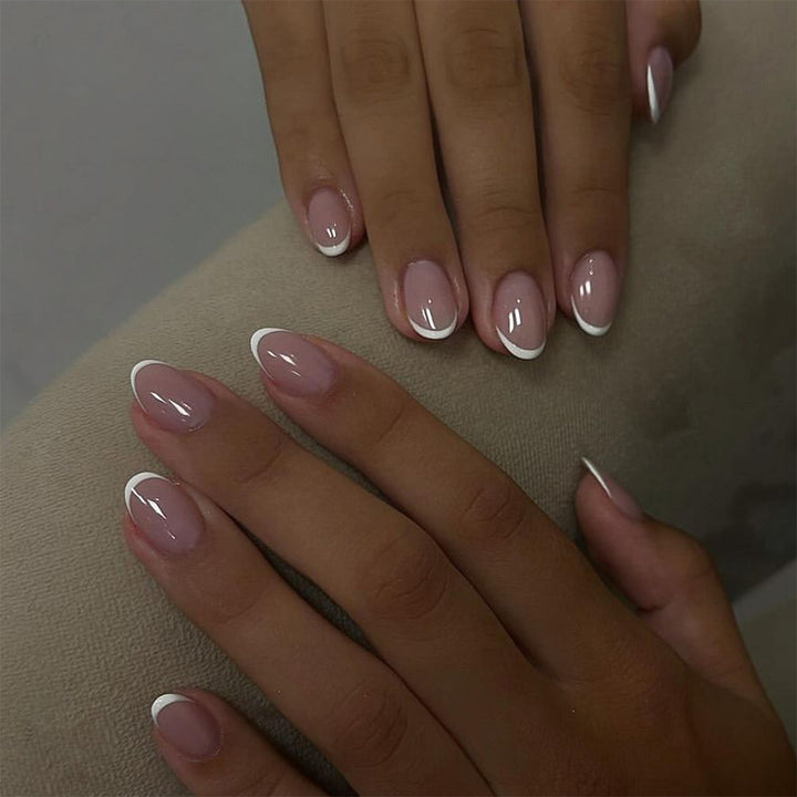 Elegante French Maniküre Karnz