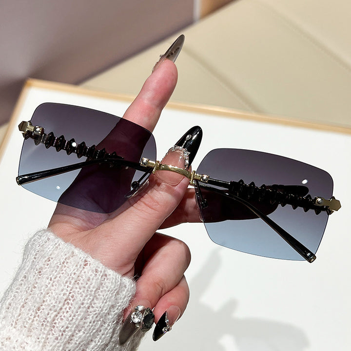 Damen modische Brille Karnz