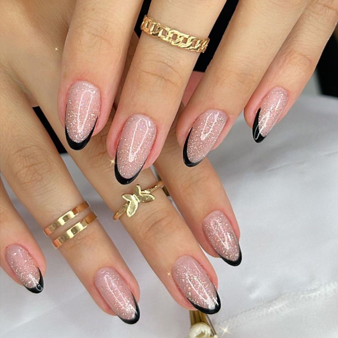 Elegante französische Tipp-Nagelverzierungen Karnz 1789915301