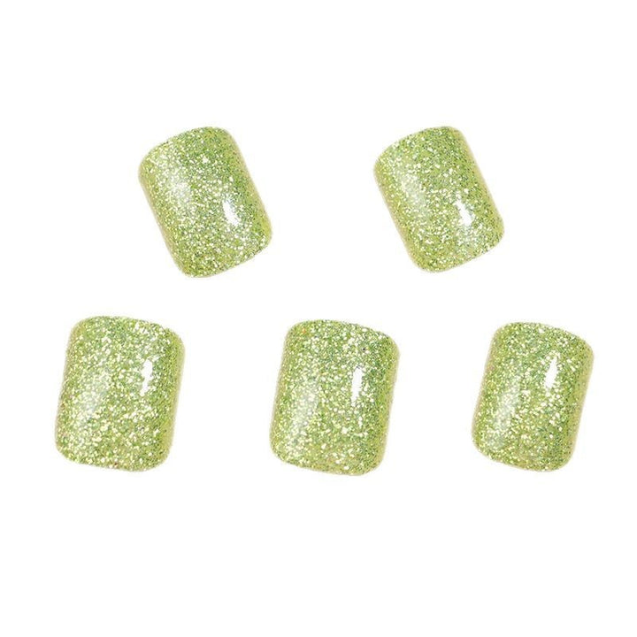 Glänzende Nagelkunstverlängerung Karnz